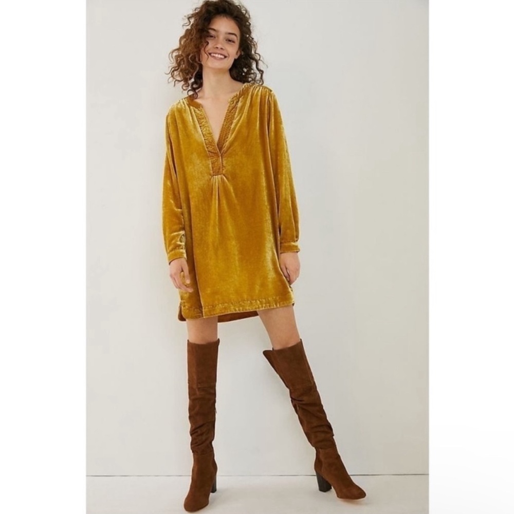 Anthropologie Melody Velvet Tunic Dress in Gold Size Medium